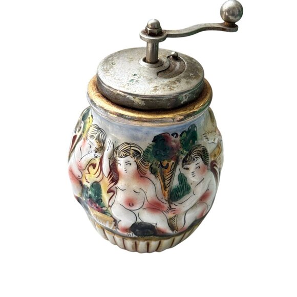 Vintage Capodimonte Cherub Peppermill Grinder Hand Painted Metal Crank Mill - Picture 5 of 9